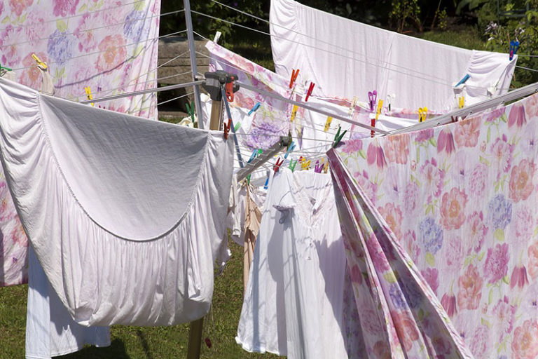 How Long Do Bed Sheets Take to Dry Outside?